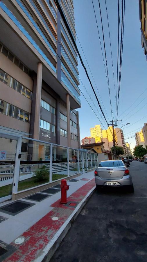 Praia Do Morro - Guarapari - Apto 2 Quartos Com Internet - Piscina - Ar Split - Edificio Gil Nogueira Appartement Buitenkant foto