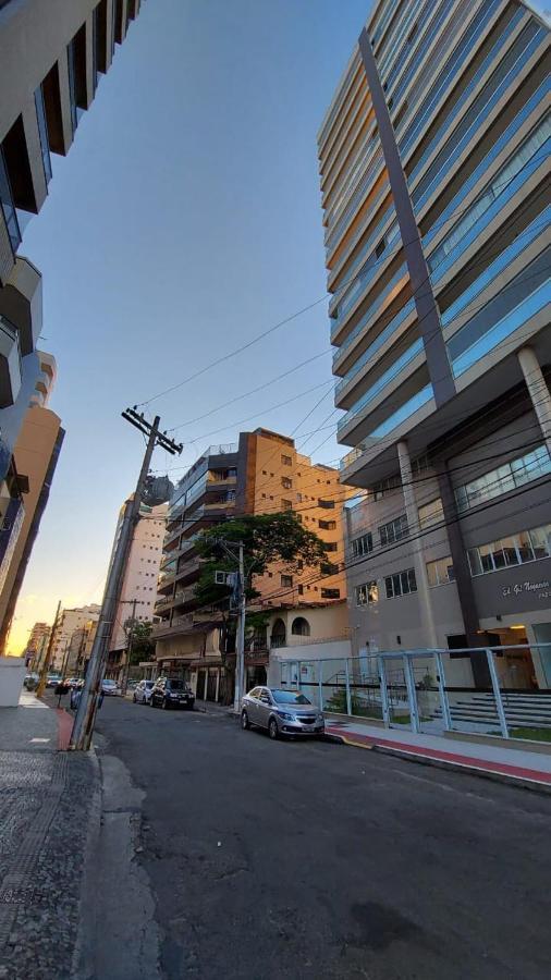 Praia Do Morro - Guarapari - Apto 2 Quartos Com Internet - Piscina - Ar Split - Edificio Gil Nogueira Appartement Buitenkant foto