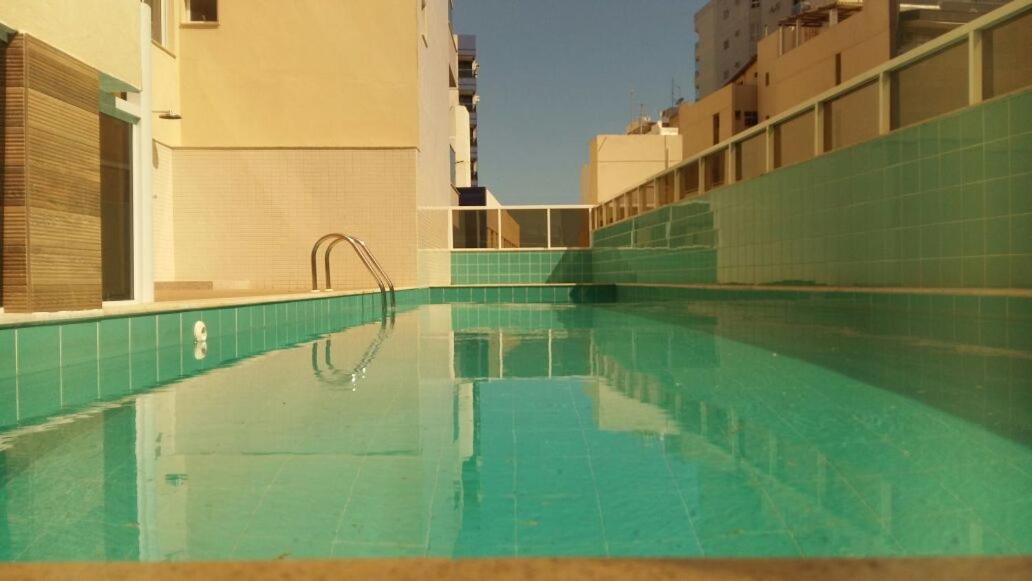 Praia Do Morro - Guarapari - Apto 2 Quartos Com Internet - Piscina - Ar Split - Edificio Gil Nogueira Appartement Buitenkant foto