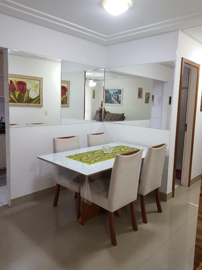 Praia Do Morro - Guarapari - Apto 2 Quartos Com Internet - Piscina - Ar Split - Edificio Gil Nogueira Appartement Buitenkant foto